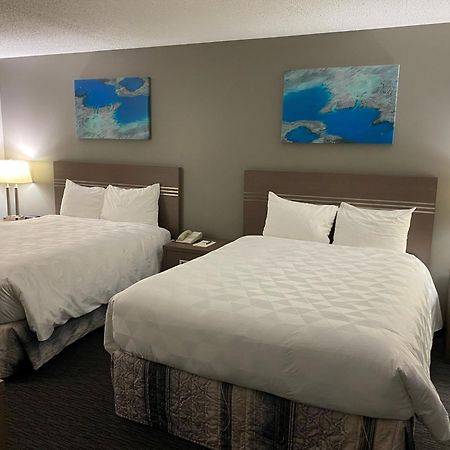 Travelodge By Wyndham Grande Prairie Exterior photo